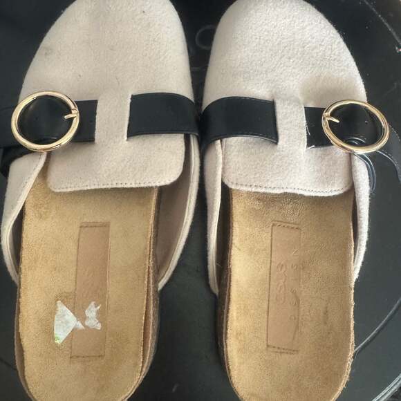 ASOS mule clogs in tan with faux fur lining - Picture 1 of 8